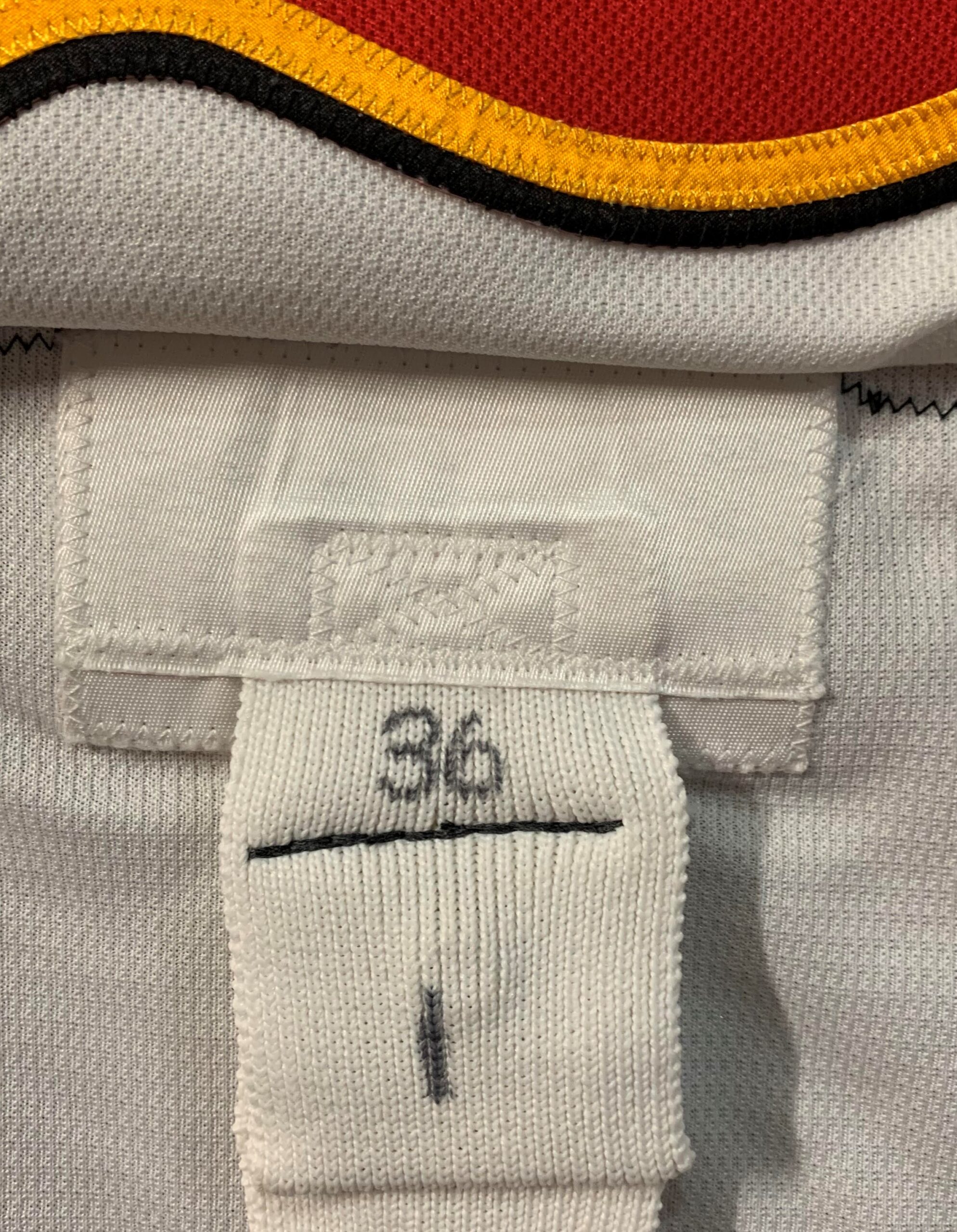 Flames_39w_fs