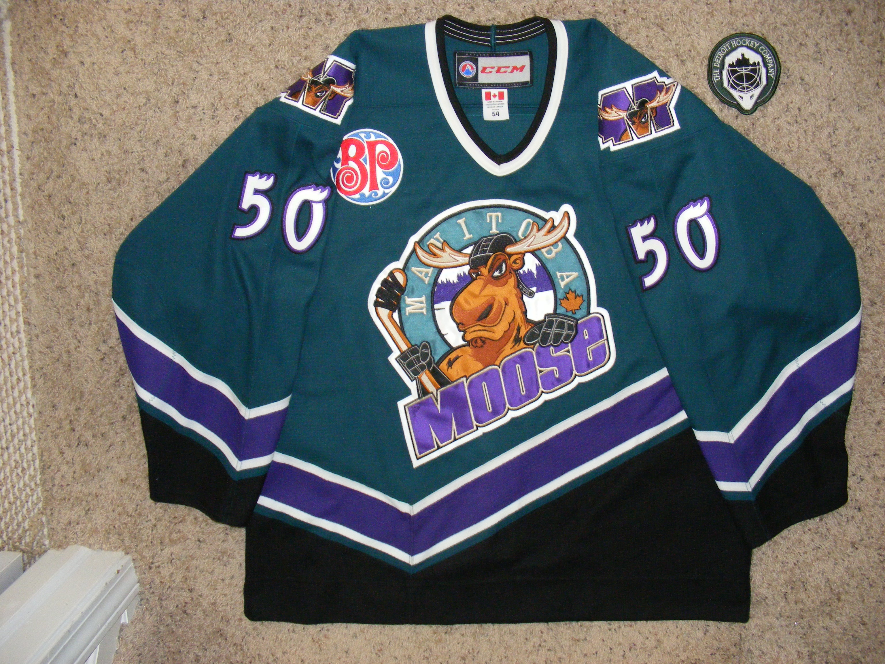 Vintage 90s Sudbury Wolves Patched Hockey Jersey